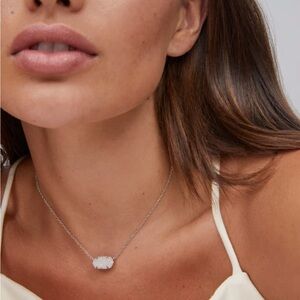 Kendra Scott Elisa Silver Pendant Necklace in Iridescent Drusy